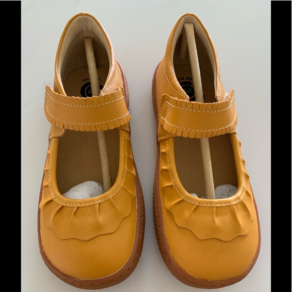 Livie & Luca RUCHE Mary Jane (2 Youth)